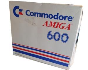 Amiga 600 (recapped) m. kasse (slidt) og manual