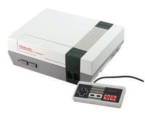 Nintendo 8 bit incl 2 pads m. videokabel (kosmetiske fejl)