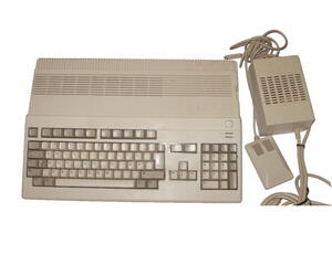 Amiga 500 (1mb) m. mus (kosmetiske fejl) (ny keyboard membran)