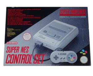 Super Nintendo incl 1 pads (scn) m. kasse og manual
