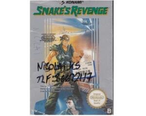 Snake's Revenge (Metal gear II) (scn) m. kasse (skadet) og manual (NES)